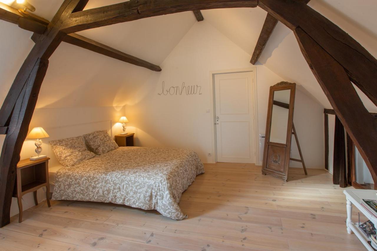 Couette & Confitures Bed & Breakfast Nojeon-en-Vexin Exterior photo