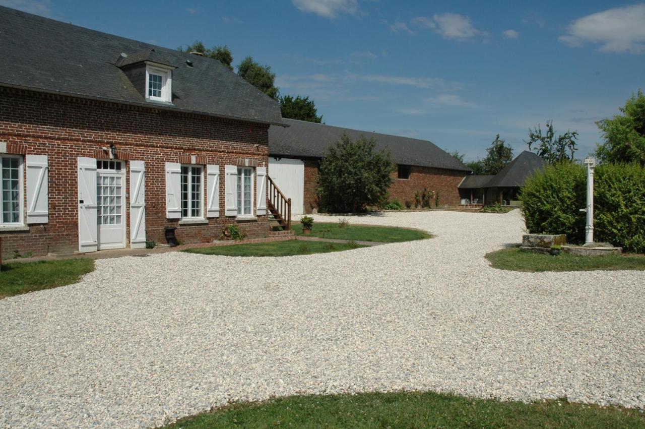 Couette & Confitures Bed & Breakfast Nojeon-en-Vexin Exterior photo